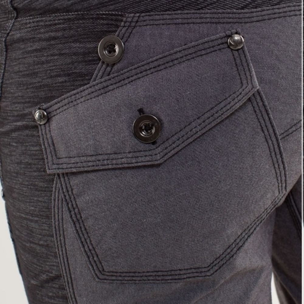 Lululemon Ride On Reflective Shorts - Picture 3 of 10